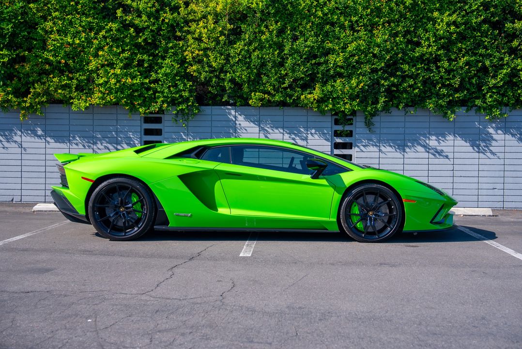 2018 Lamborghini Aventador