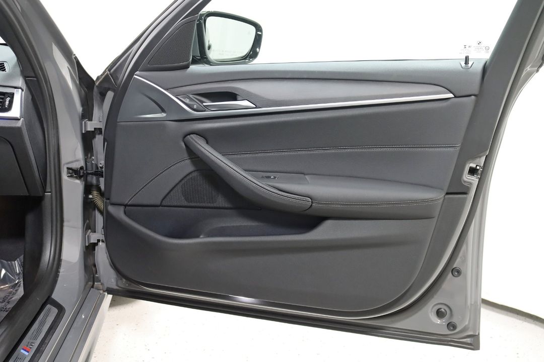 2022 BMW 5 Series