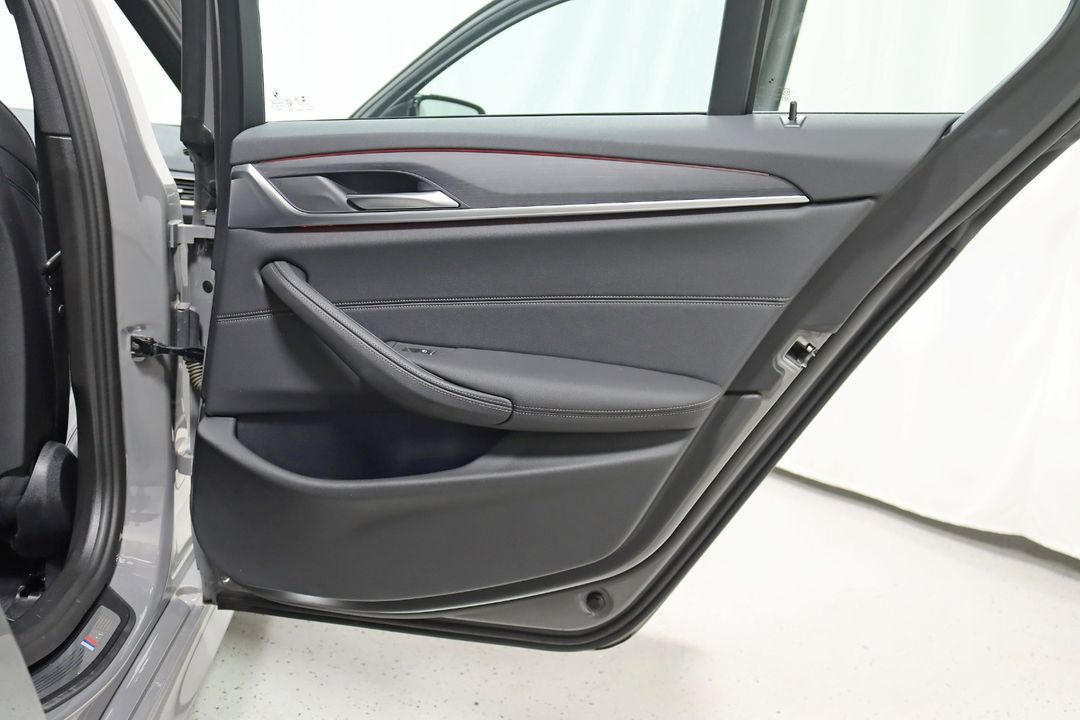 2022 BMW 5 Series