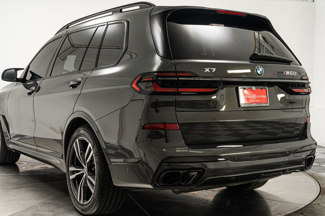 2025 BMW X7