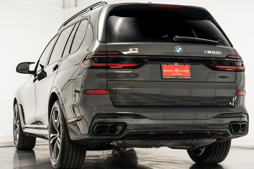 2025 BMW X7
