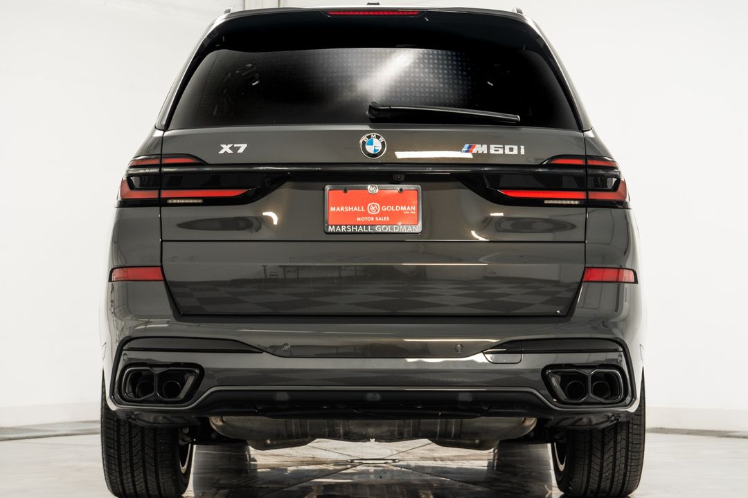 2025 BMW X7