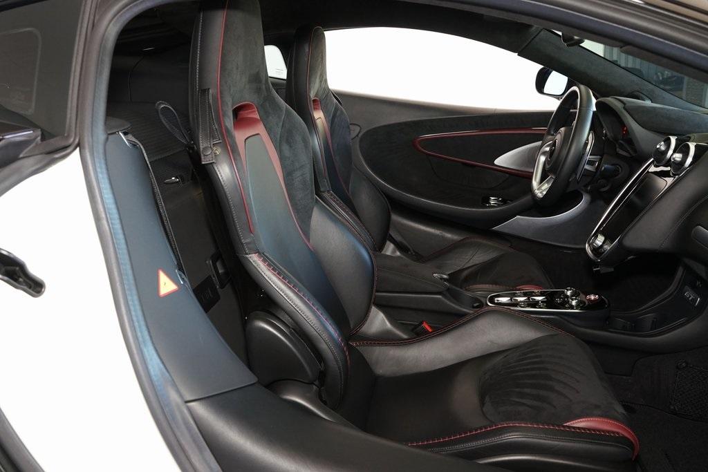 2021 McLaren GT