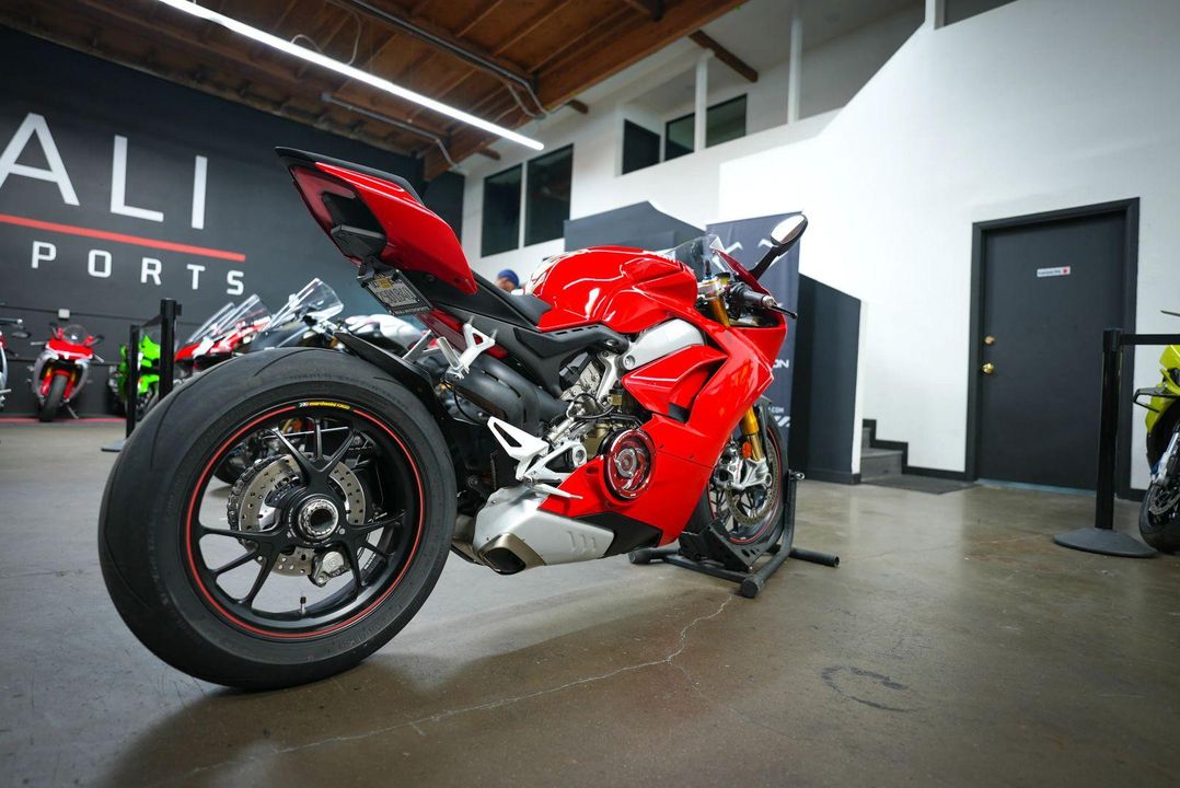 2019 Ducati Panigale V4 S