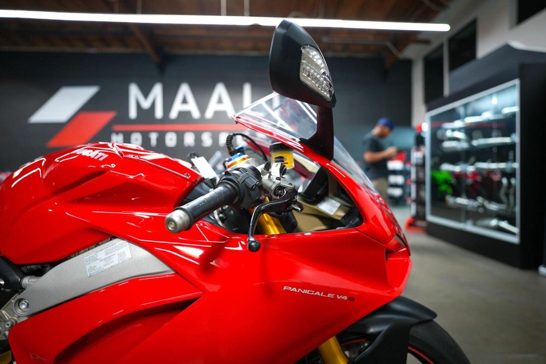 2019 Ducati Panigale V4 S