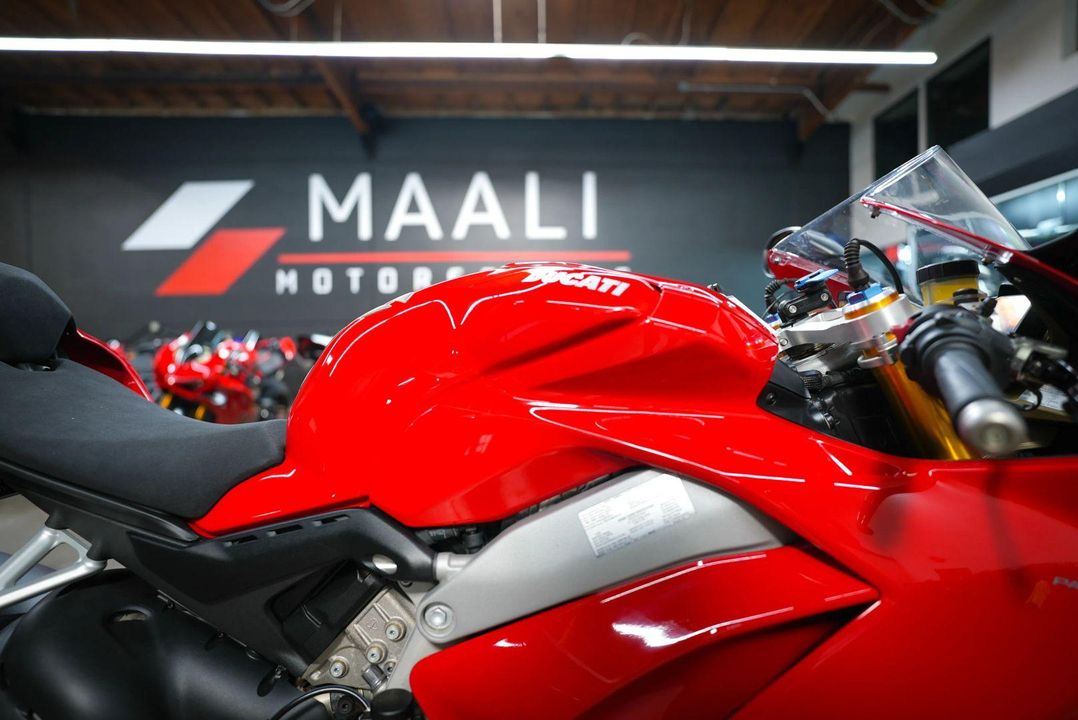 2019 Ducati Panigale V4 S
