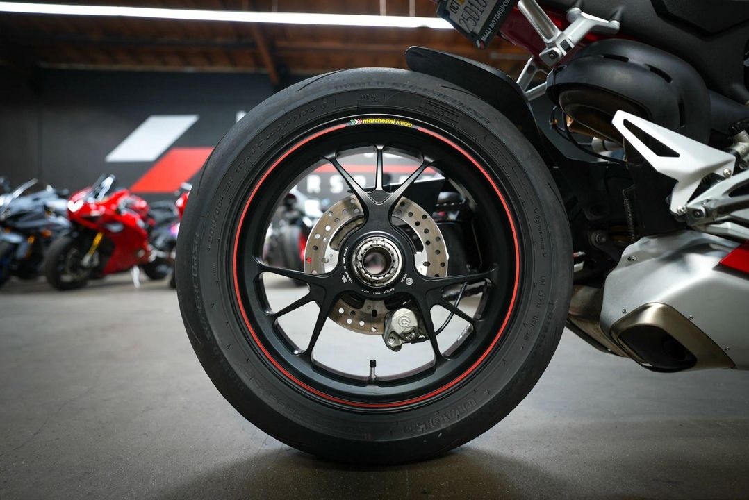 2019 Ducati Panigale V4 S