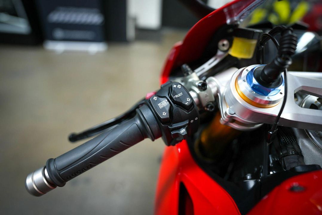 2019 Ducati Panigale V4 S