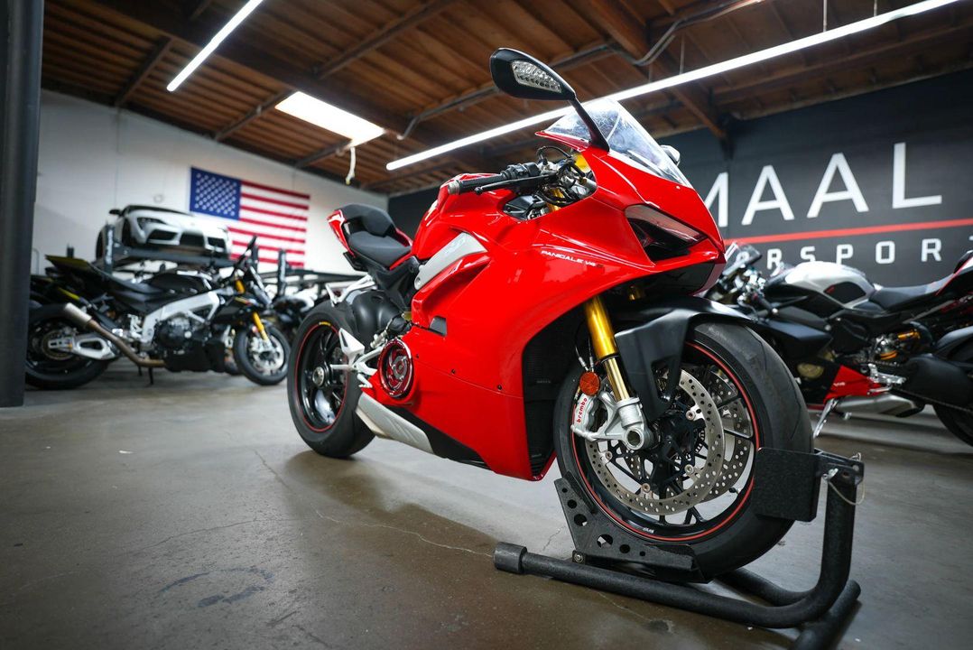 2019 Ducati Panigale V4 S