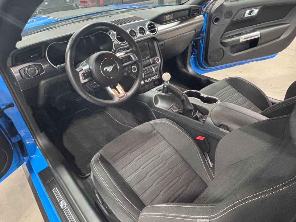 2022 FORD MUSTANG