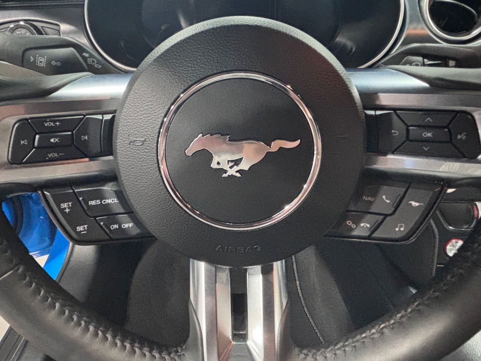 2022 FORD MUSTANG