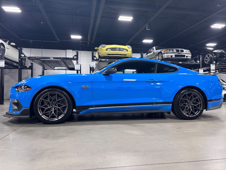 2022 FORD MUSTANG