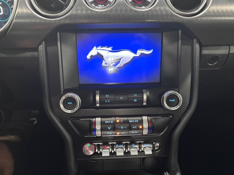 2022 FORD MUSTANG