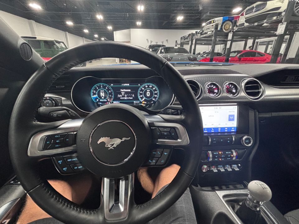 2022 FORD MUSTANG