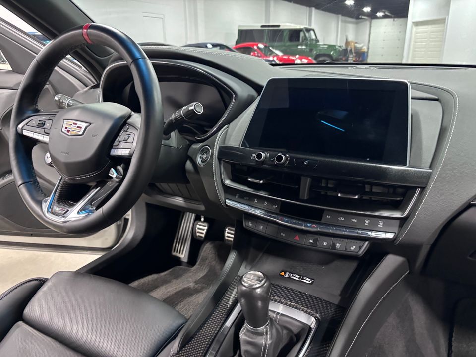 2022 CADILLAC CT5-V