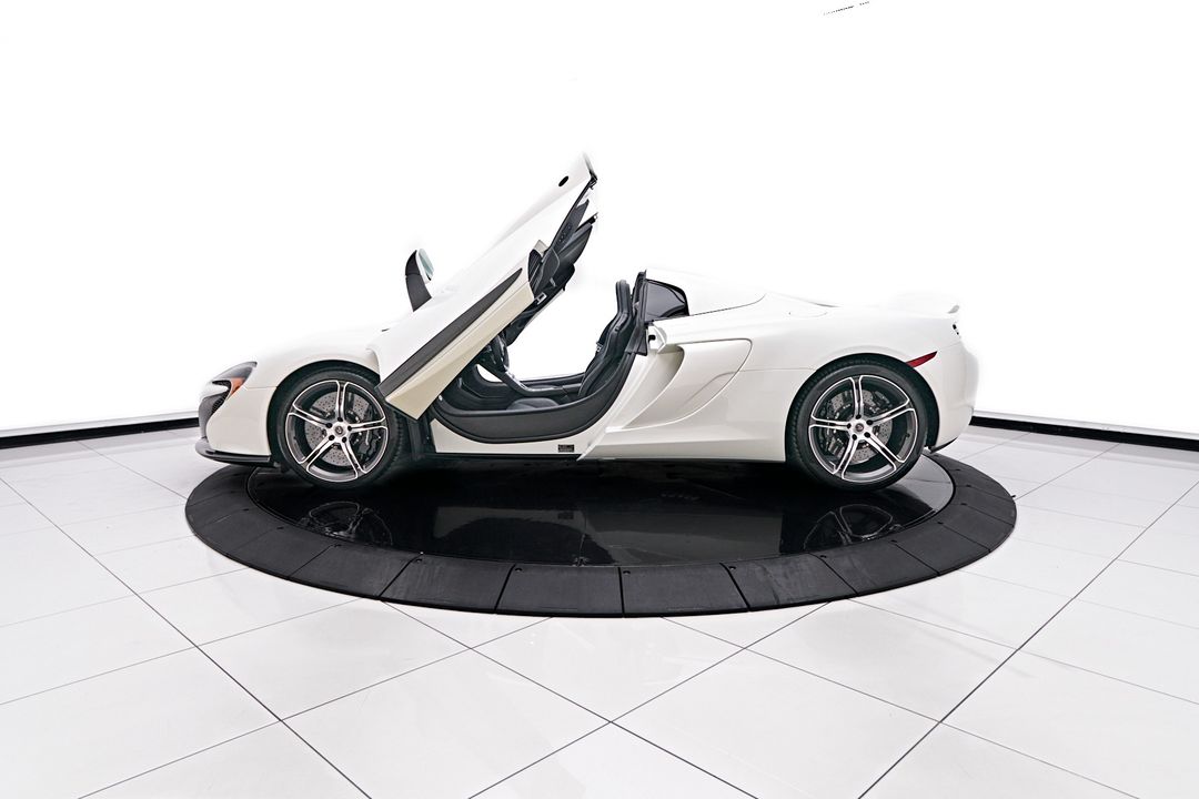 2015 McLaren 650S