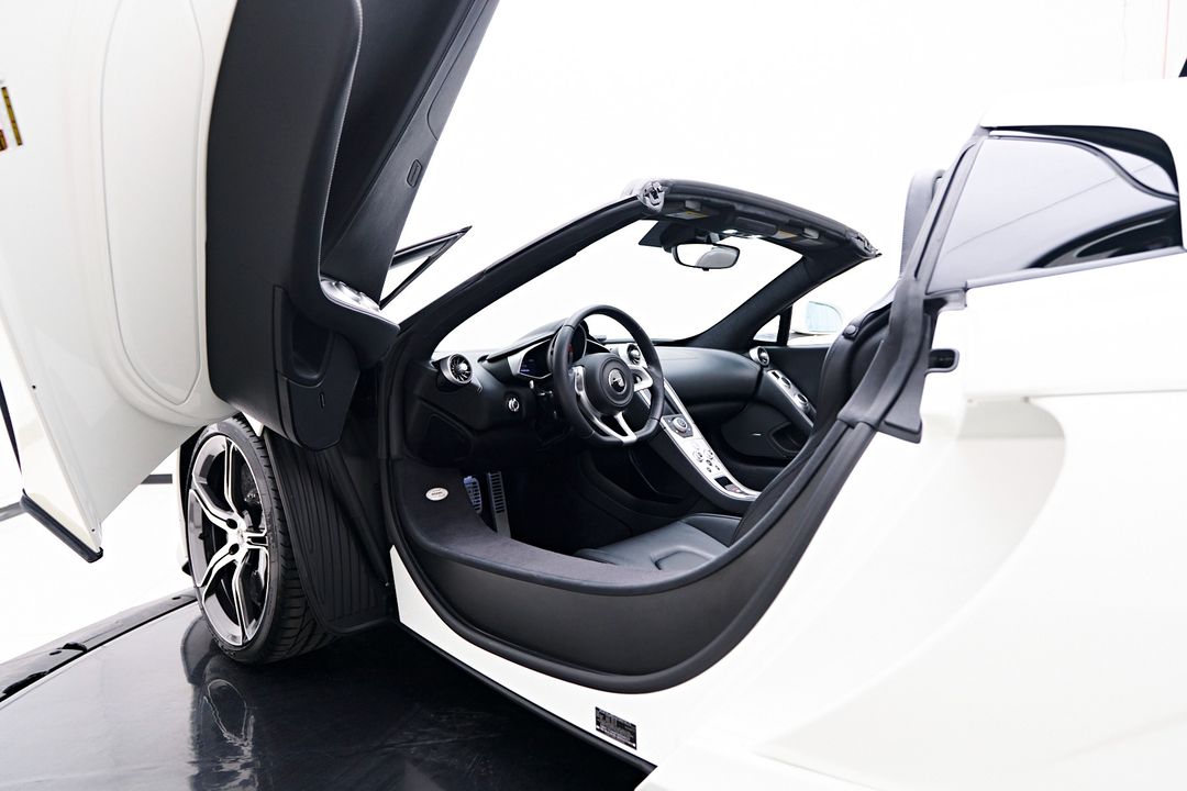 2015 McLaren 650S