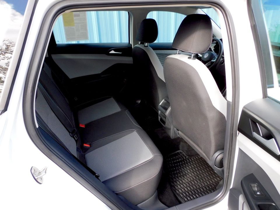 2023 Volkswagen Taos
