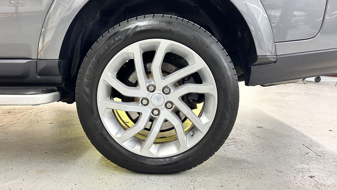 2016 Land Rover LR4