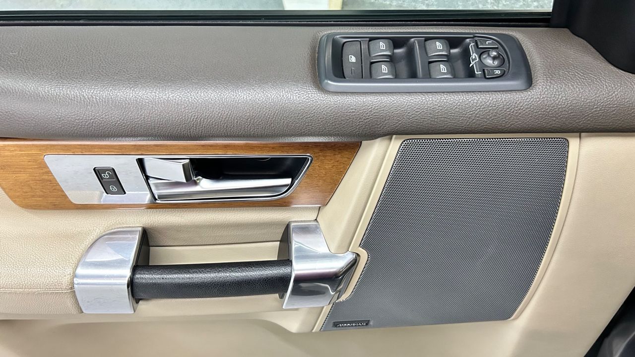 2016 Land Rover LR4
