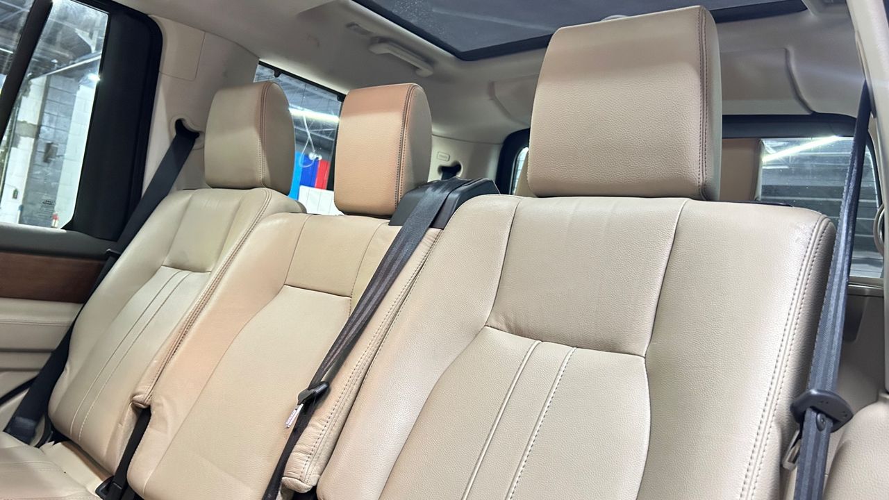 2016 Land Rover LR4