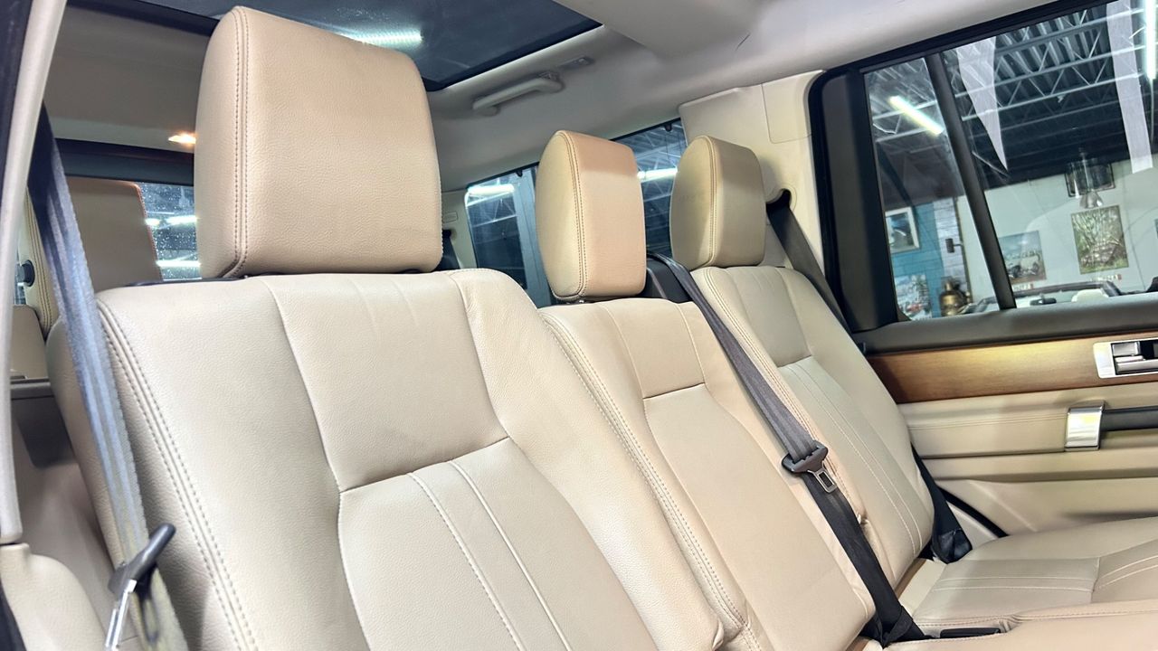 2016 Land Rover LR4
