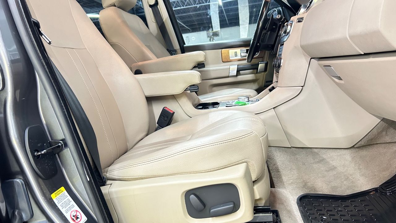 2016 Land Rover LR4