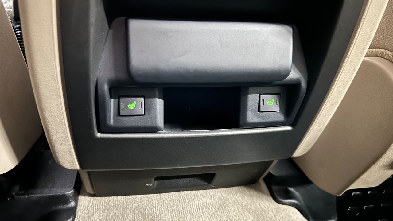 2016 Land Rover LR4