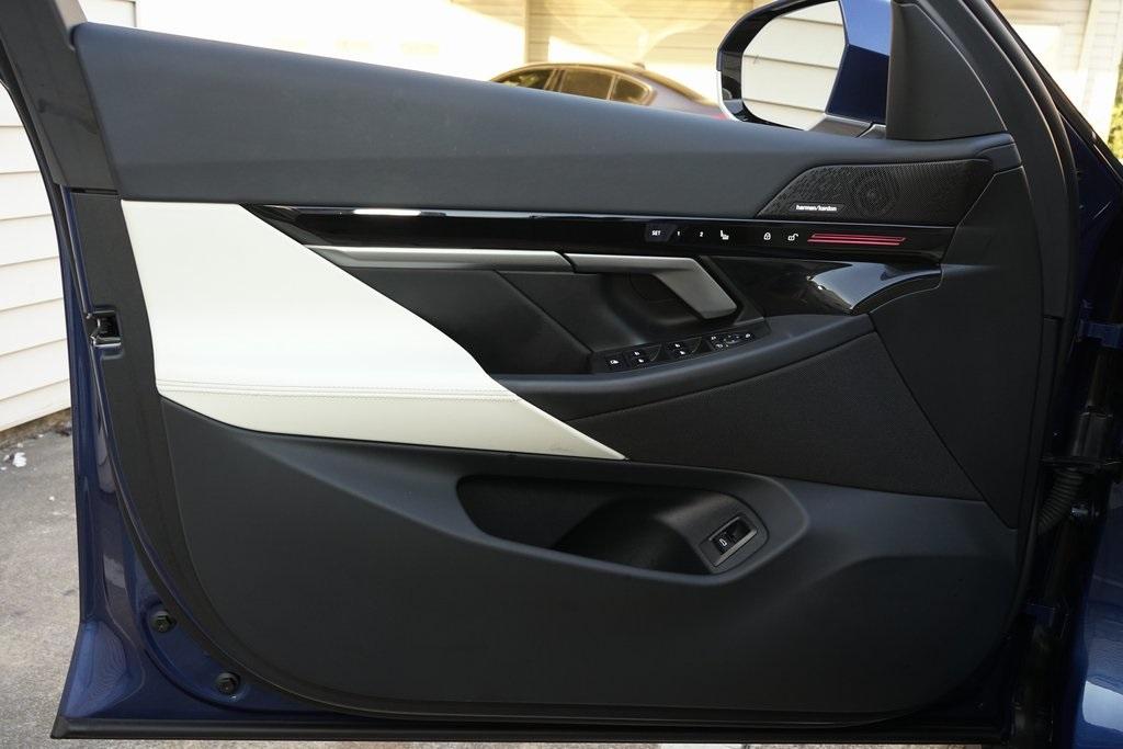2025 BMW 5 Series