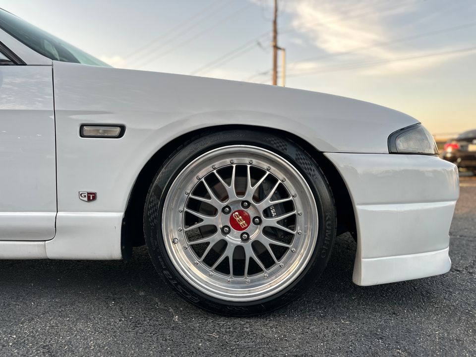 1995 Nissan Skyline R33