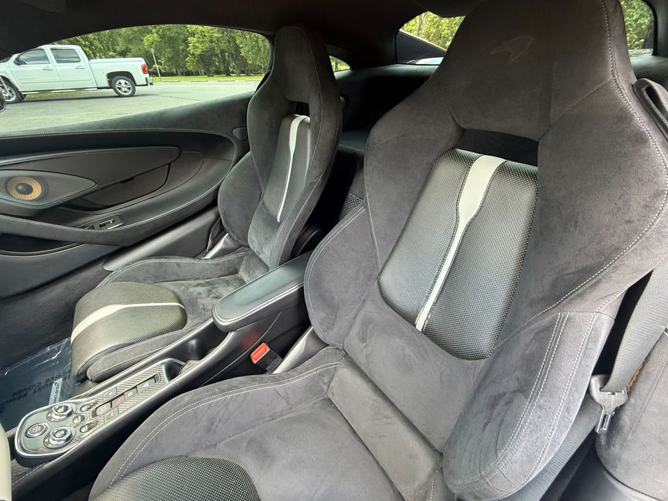 2017 McLaren 570S