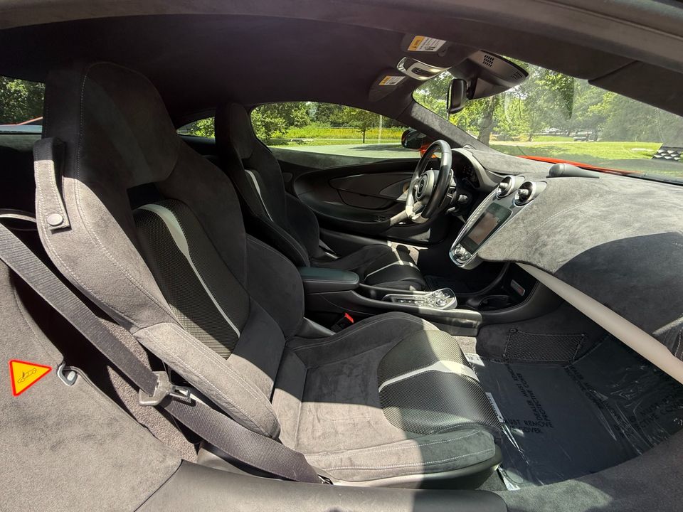2017 McLaren 570S