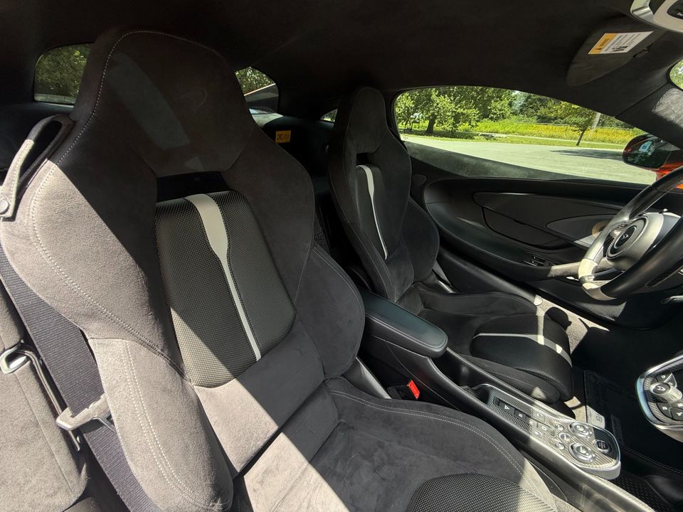 2017 McLaren 570S