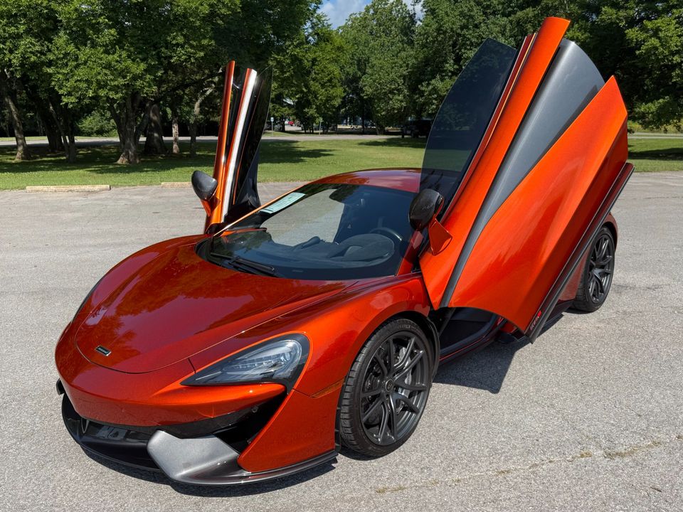 2017 McLaren 570S