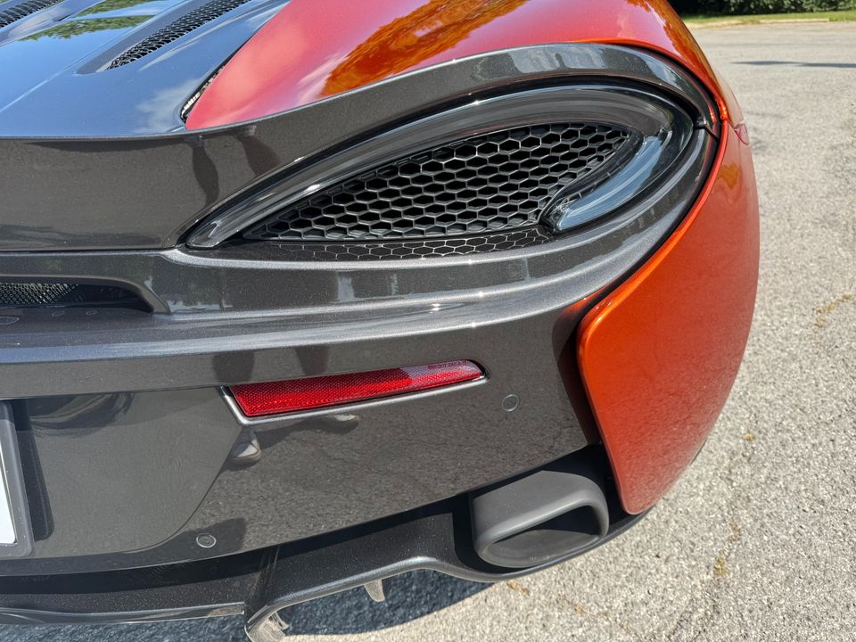2017 McLaren 570S
