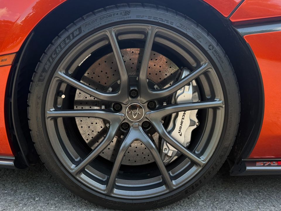 2017 McLaren 570S
