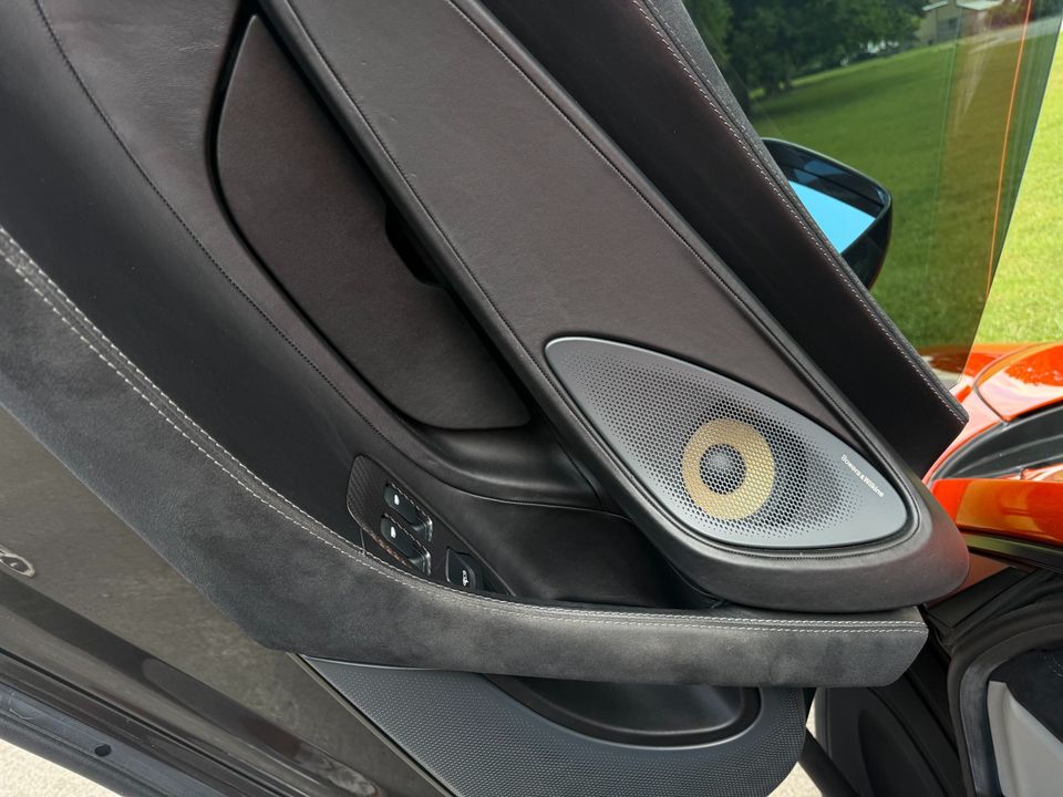 2017 McLaren 570S