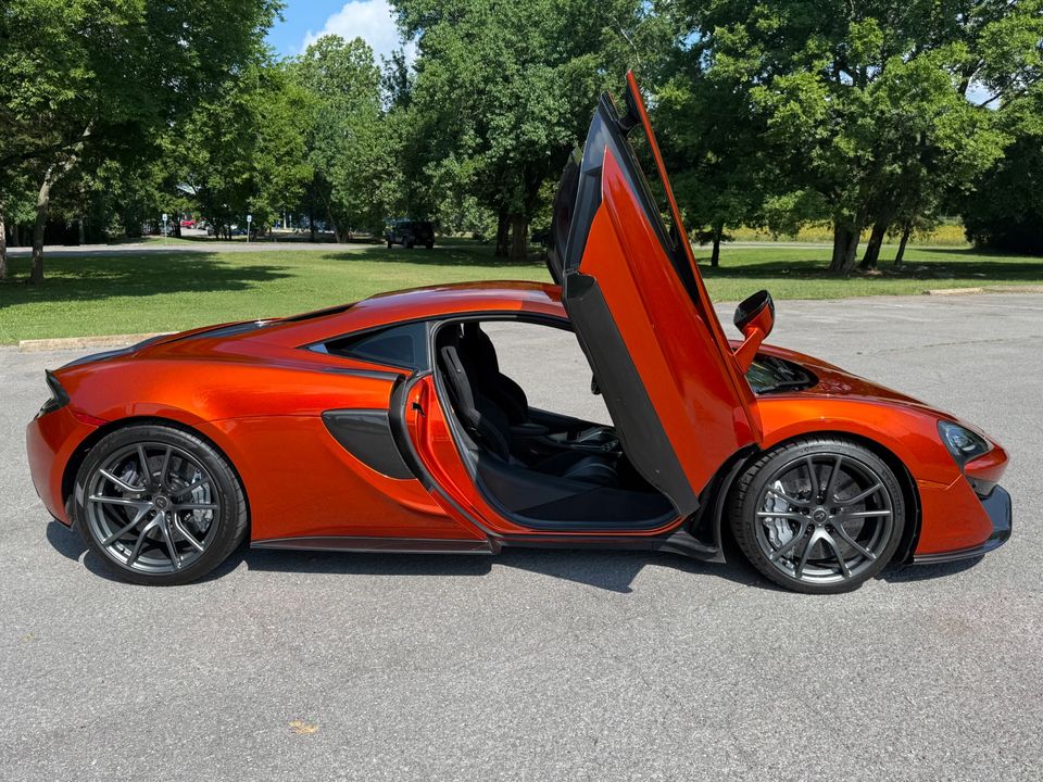 2017 McLaren 570S