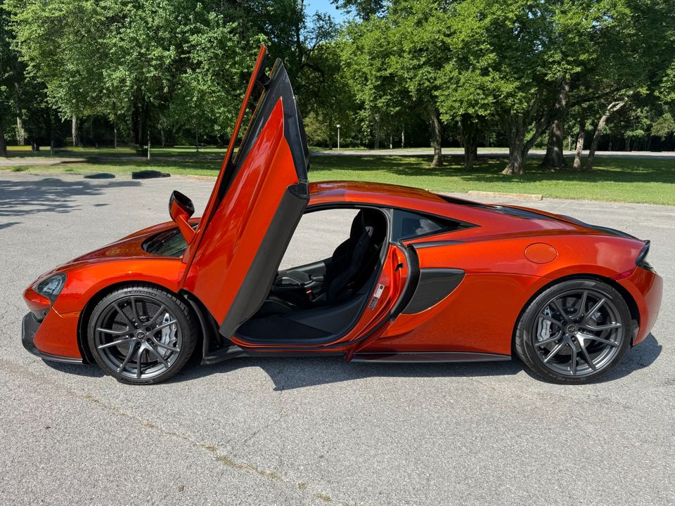 2017 McLaren 570S