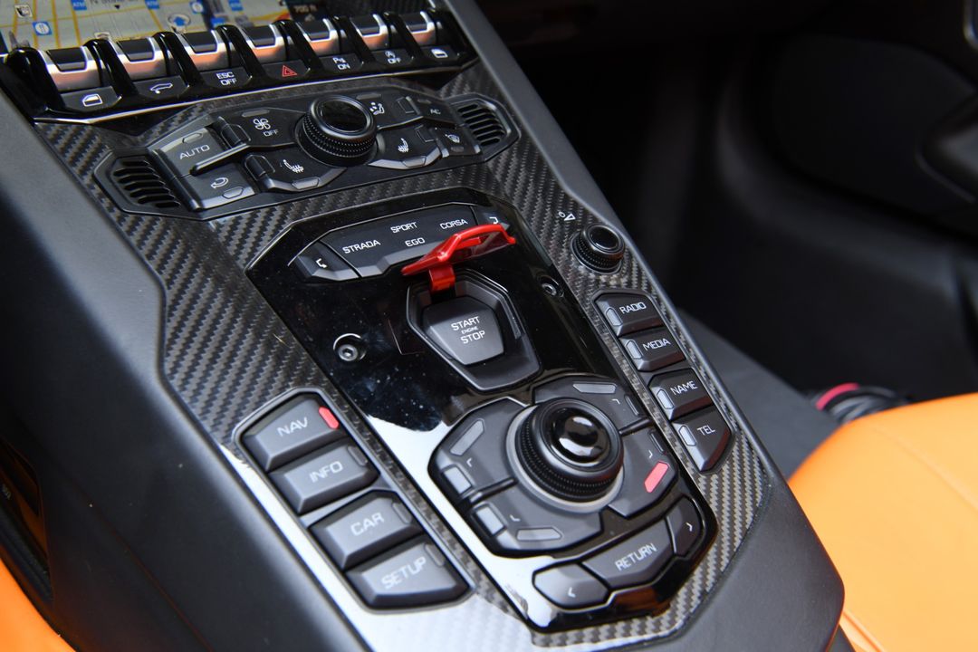 2018 Lamborghini Aventador
