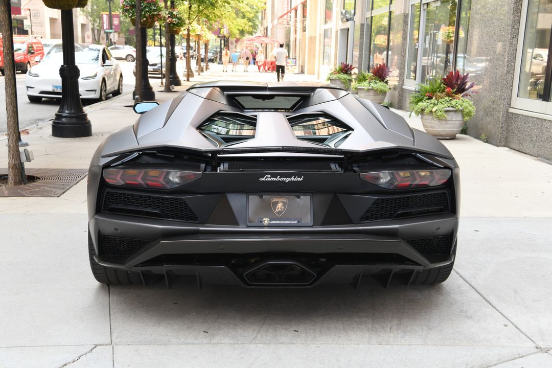 2018 Lamborghini Aventador