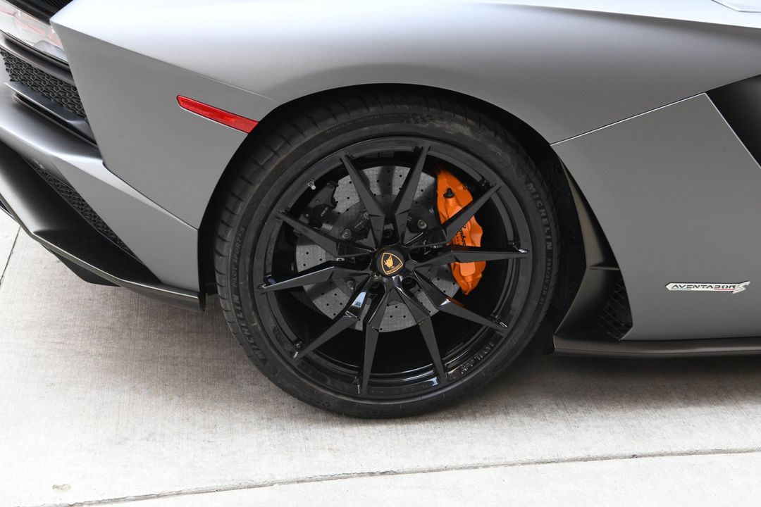 2018 Lamborghini Aventador