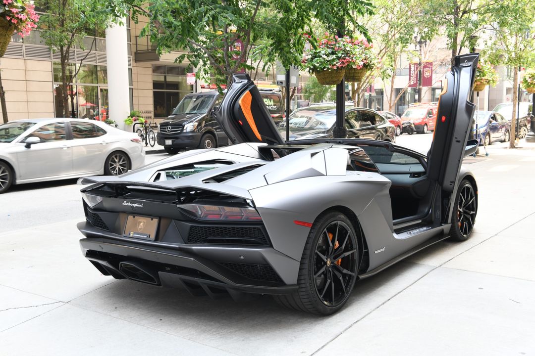 2018 Lamborghini Aventador