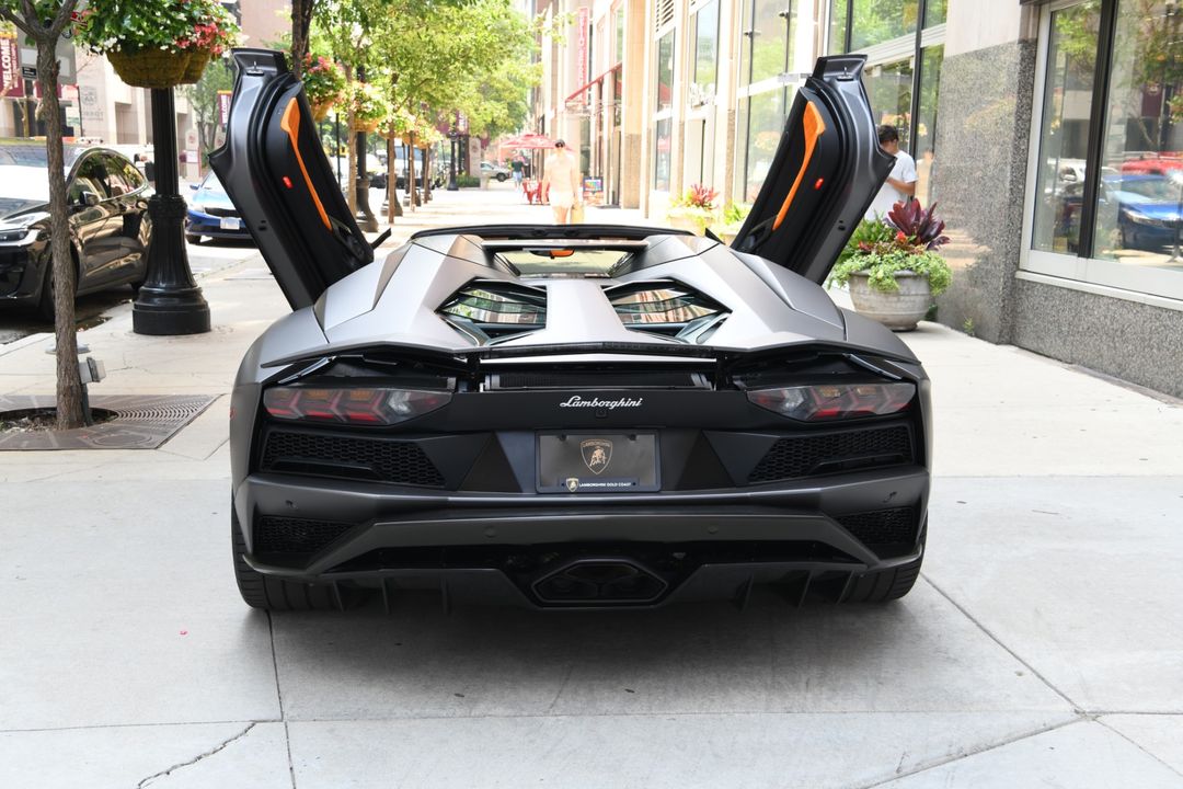2018 Lamborghini Aventador
