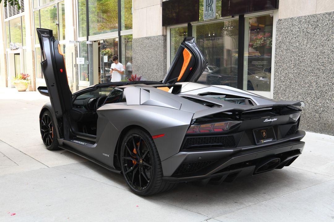2018 Lamborghini Aventador