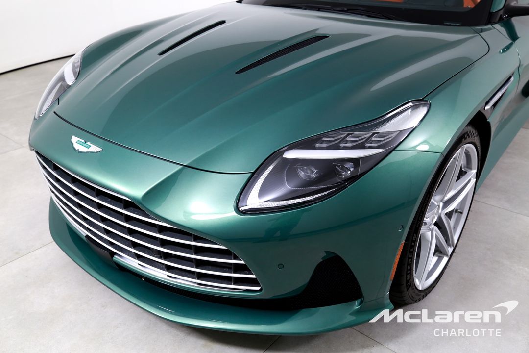 2024 Aston Martin DB12