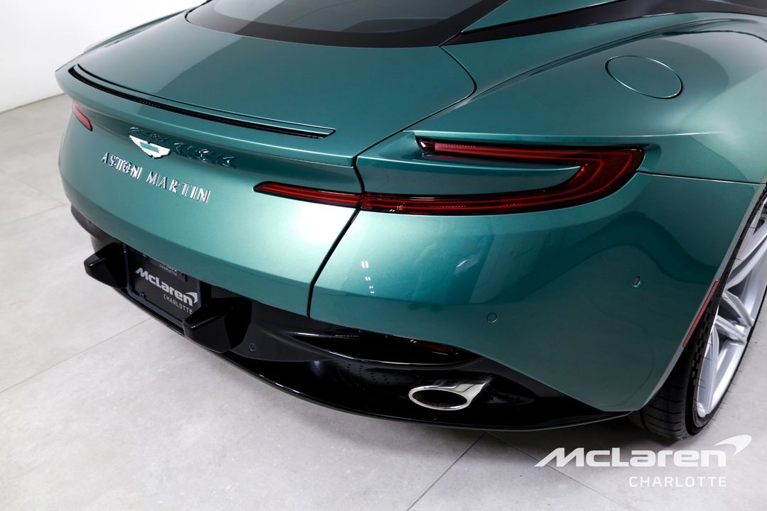 2024 Aston Martin DB12