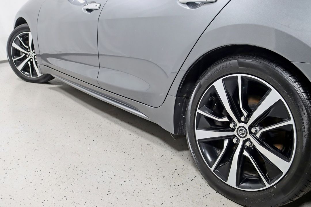 2022 Nissan Maxma
