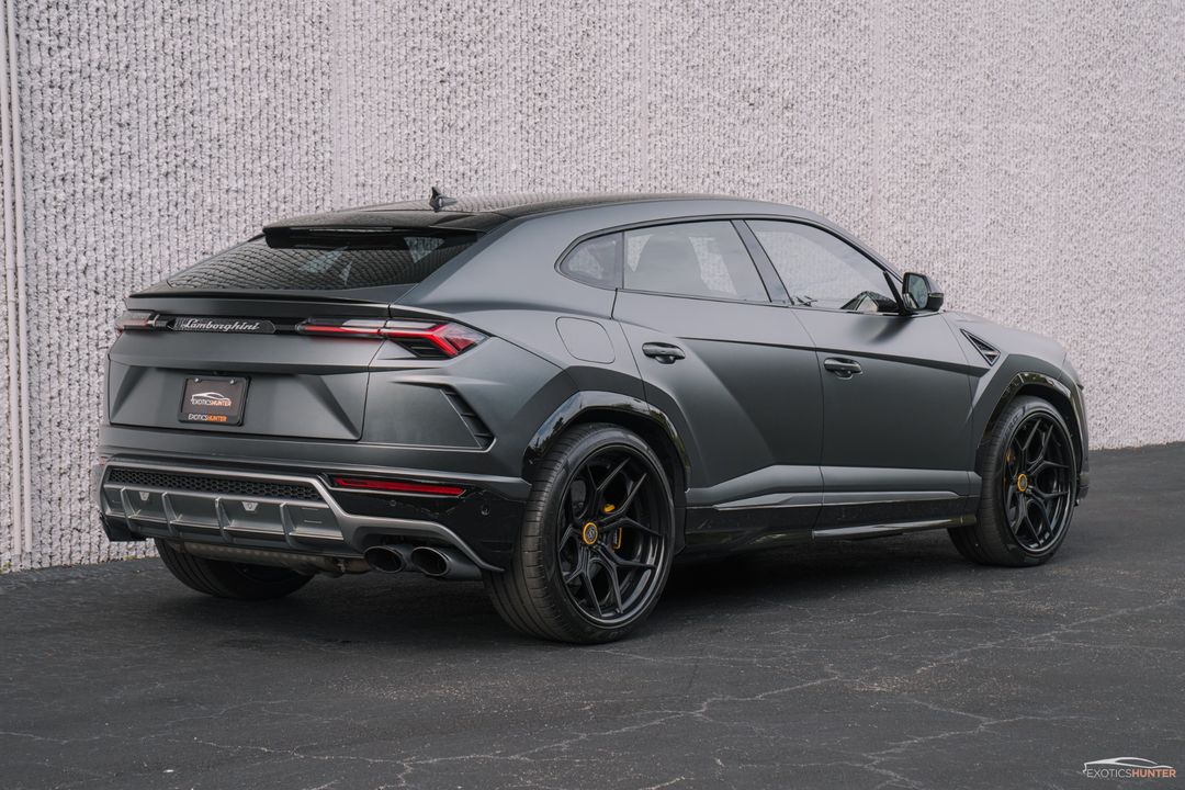 2019 Lamborghini Urus