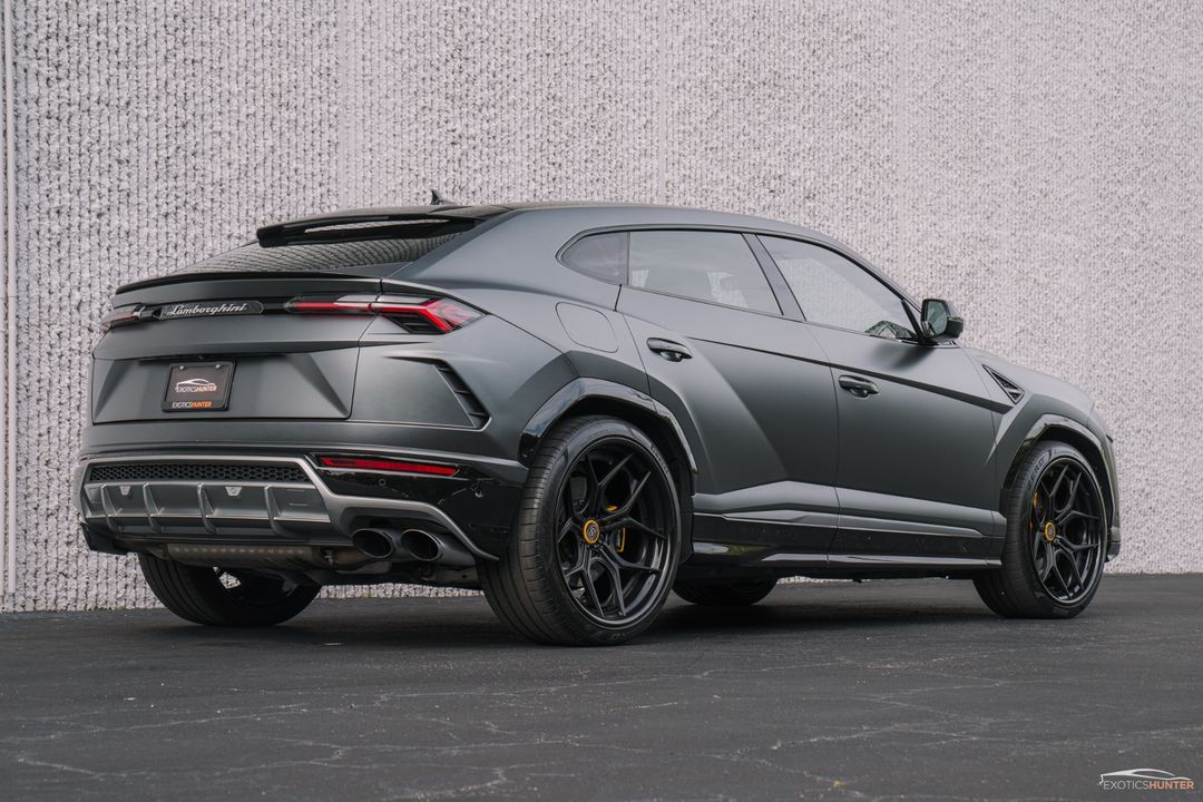 2019 Lamborghini Urus